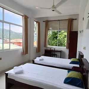 ゲストハウス Smile Hub -youth Hostel-, キャンディー
